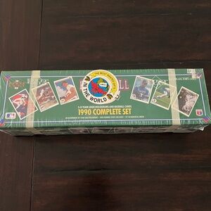 1990 Complete Upper Deck Set Baseball Card Box - Green with Yellow Accents